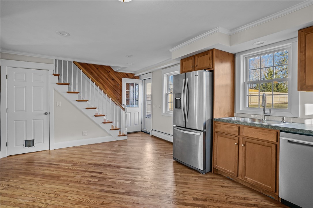 33 Holden Street Coventry, RI 02816 - Photo 19 of 46