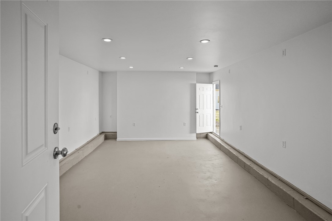 33 Holden Street Coventry, RI 02816 - Photo 27 of 46 33-35 Holden Auxiliary