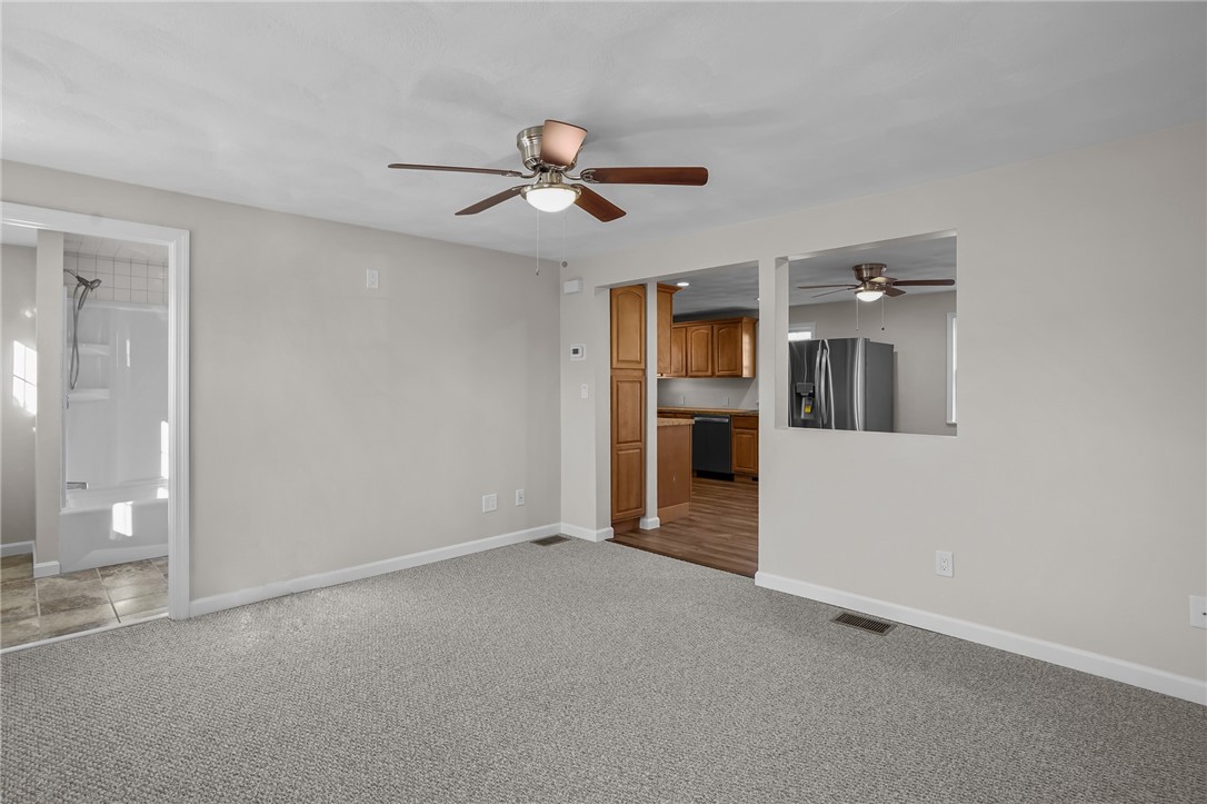 33 Holden Street Coventry, RI 02816 - Photo 5 of 46