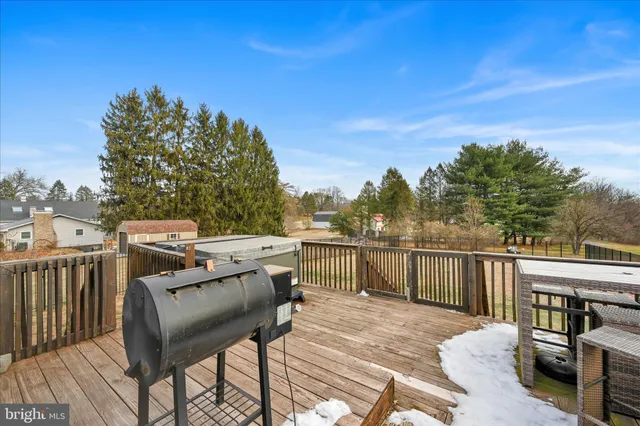 $375,000 | 1145 Highland Drive, Mechanicsburg, PA 17055