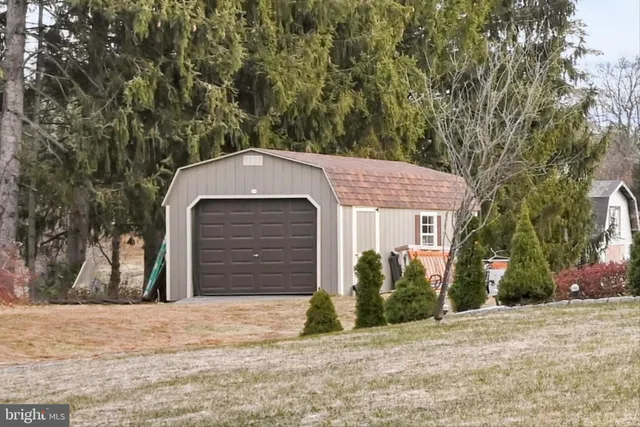 $375,000 | 1145 Highland Drive, Mechanicsburg, PA 17055