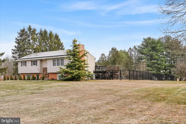 $375,000 | 1145 Highland Drive, Mechanicsburg, PA 17055