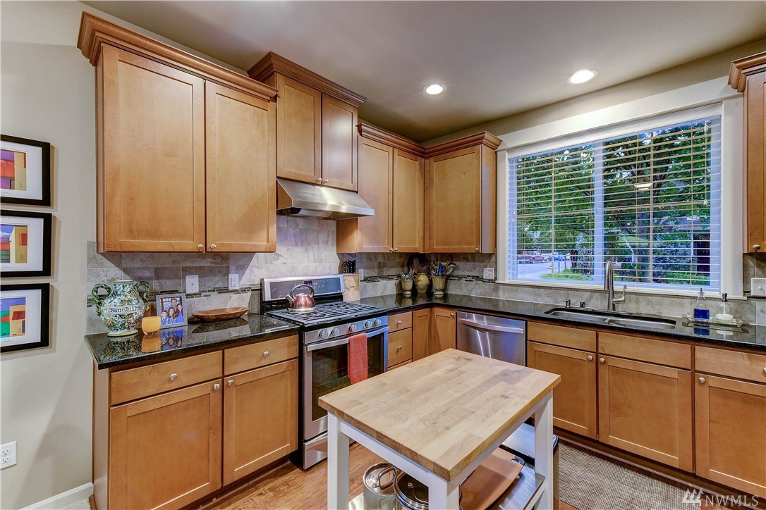 3722 219th Place Southeast Bothell, WA 98021 - Photo 8 of 25