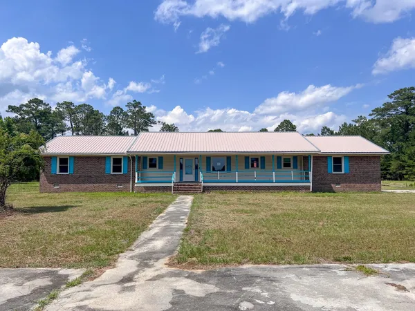 $330,500 | 320 New Farm Road, Hemingway, SC 29554