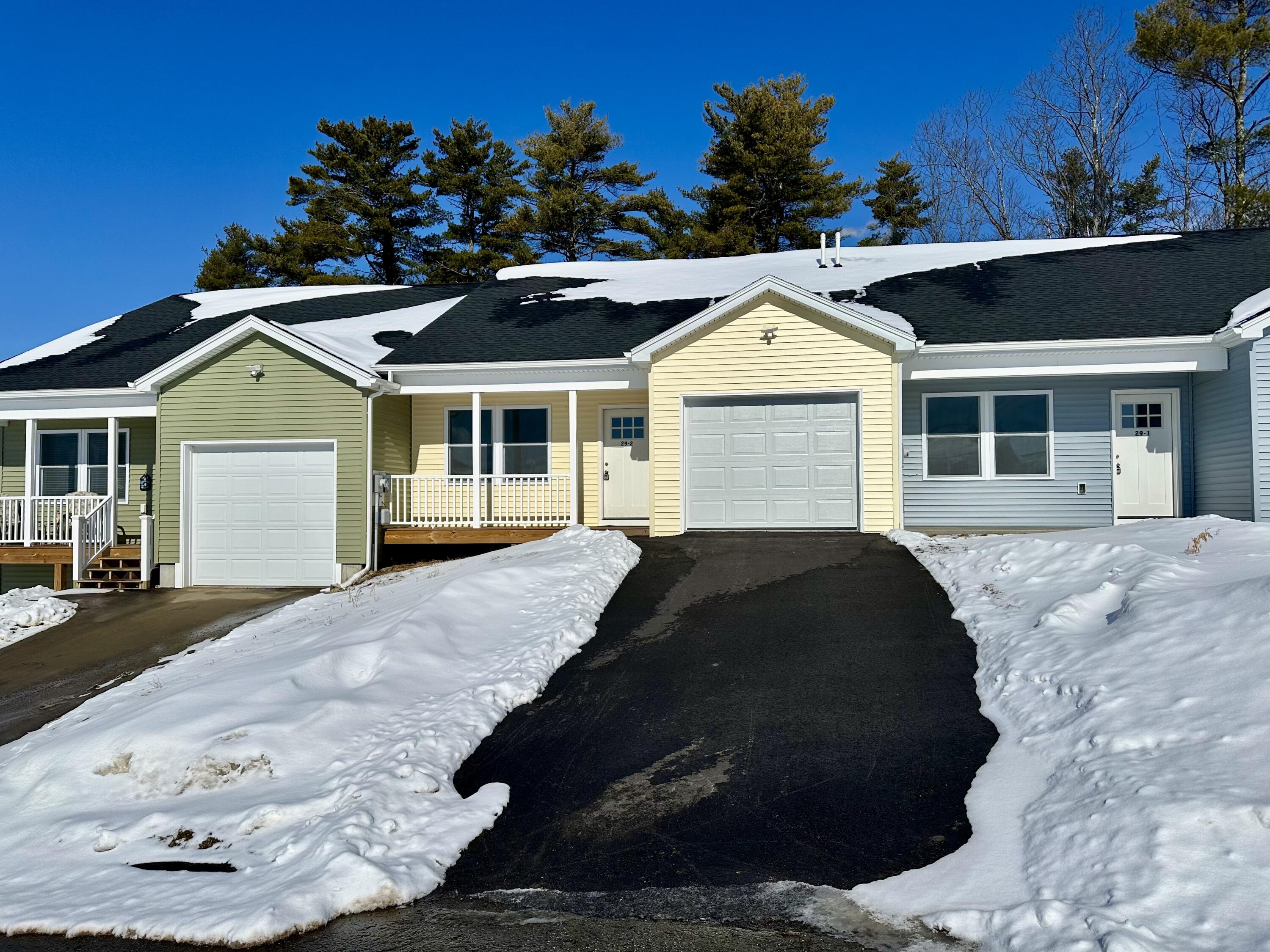 29 Village Circle, Unit 2 Augusta, ME 04330 - Photo 1 of 18 IMG_8911