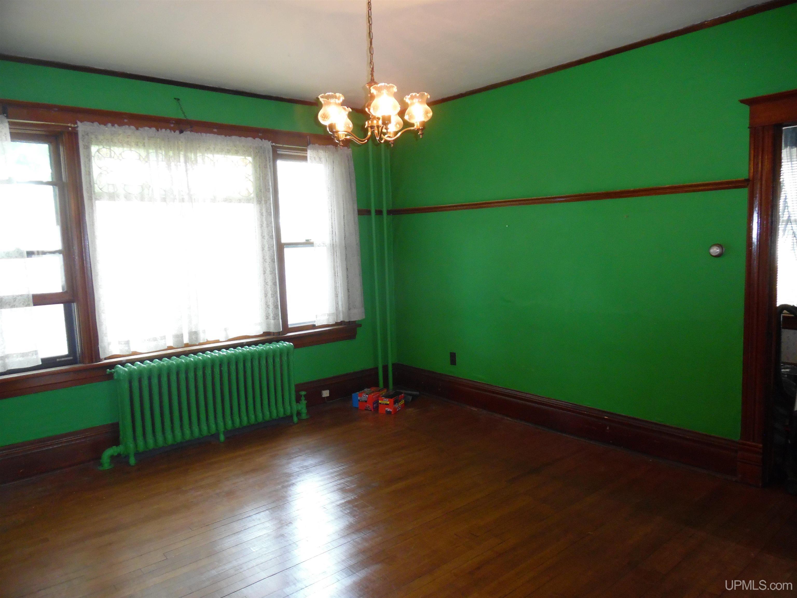 141 Pewabic Street Laurium, MI 49913 - Photo 4 of 36
