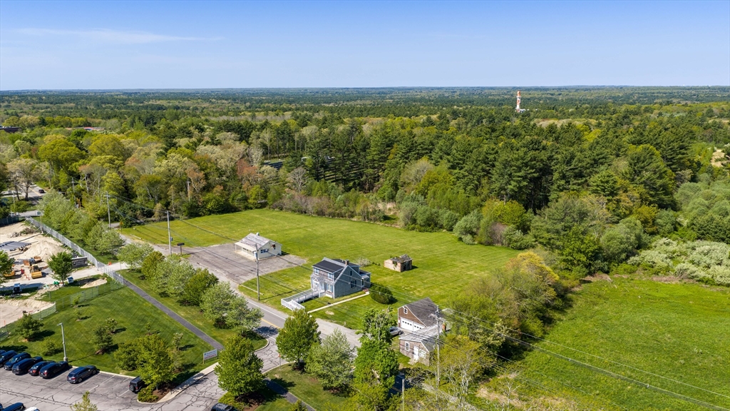 576 Faunce Corner Road Dartmouth, MA 02747 - Photo 12 of 15