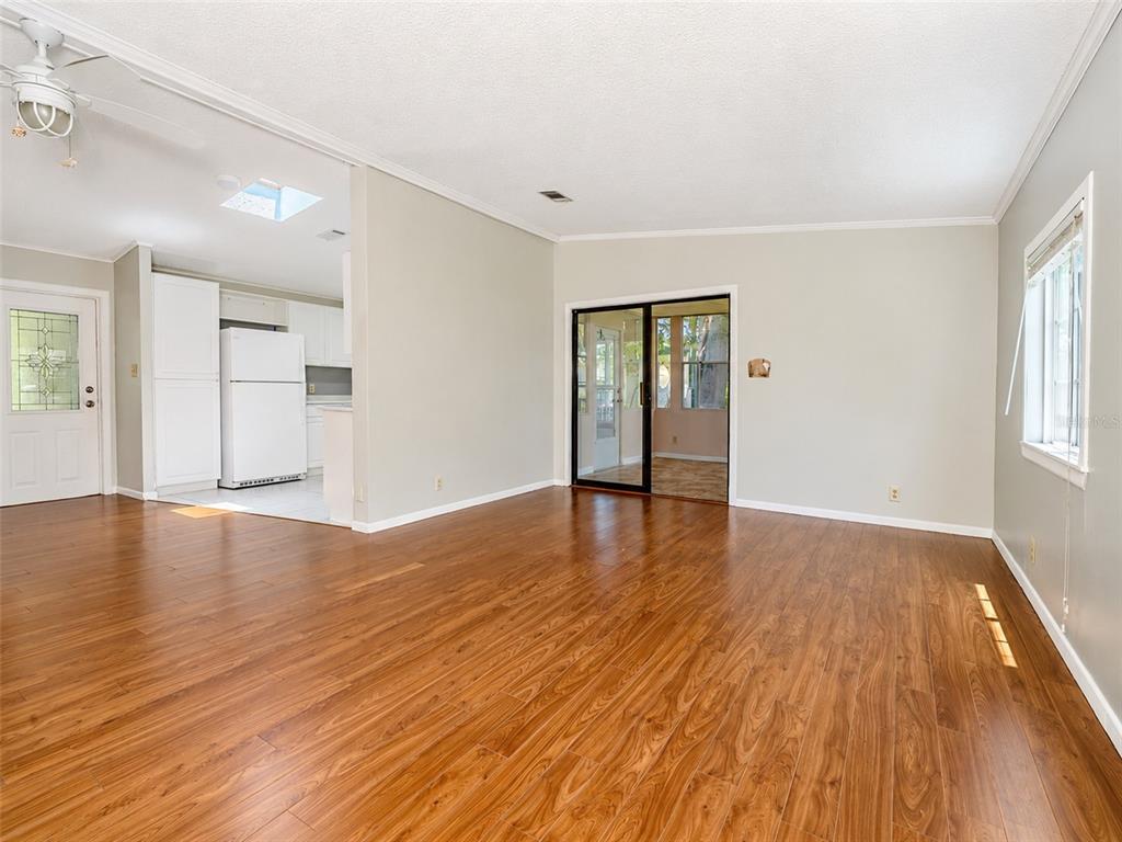 604 Topside Circle Edgewater, FL 32141 - Photo 13 of 41