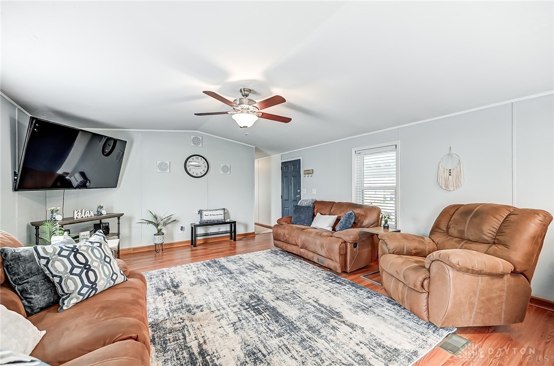 67 Cherry Lane Springfield, OH 45504 - Photo 9 of 33 Gallery Image 9