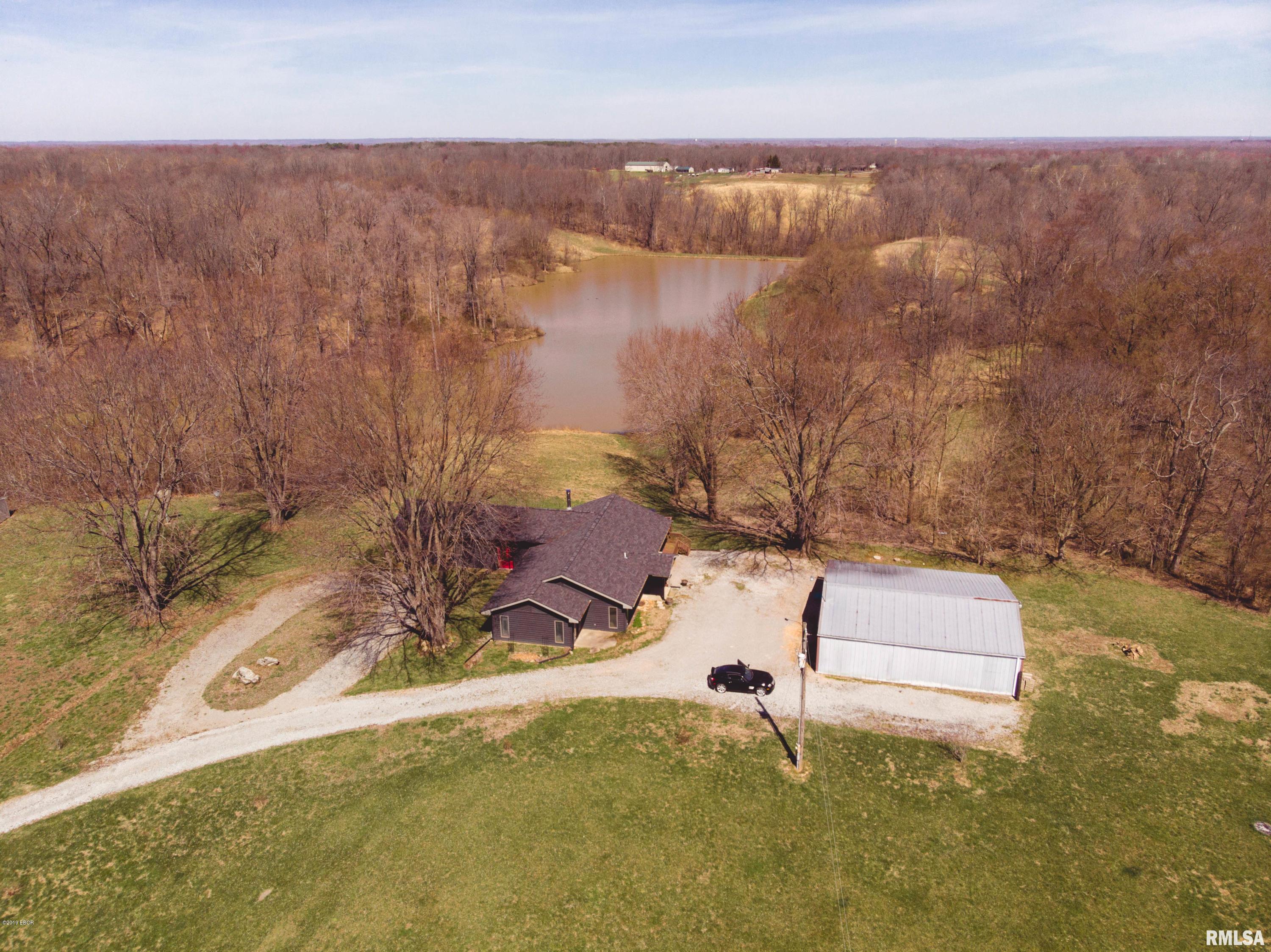 2553 Orchard Hill Road Murphysboro, IL 62966 - Photo 4 of 26 Gallery Image 4