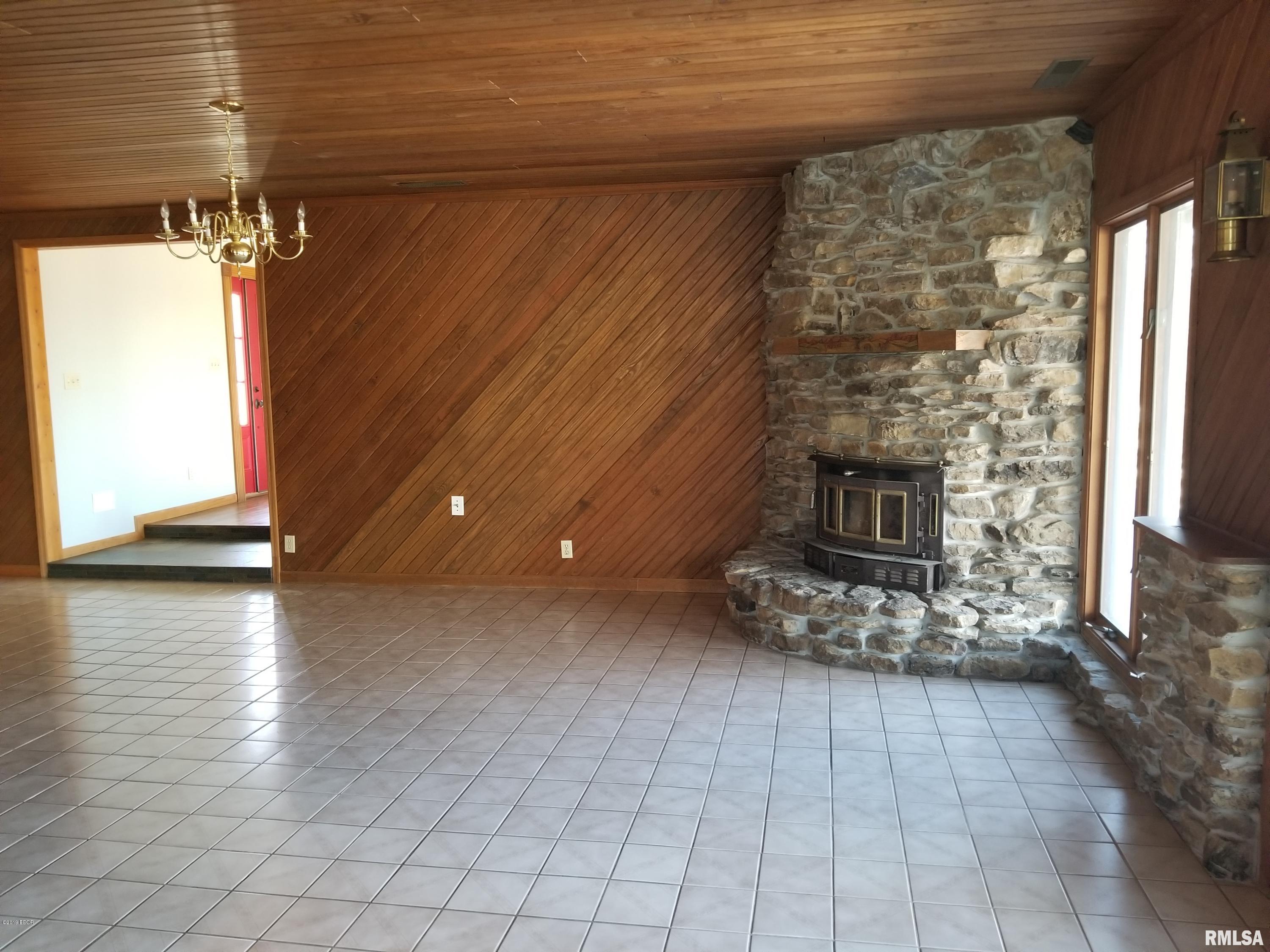 2553 Orchard Hill Road Murphysboro, IL 62966 - Photo 6 of 26 Gallery Image 6