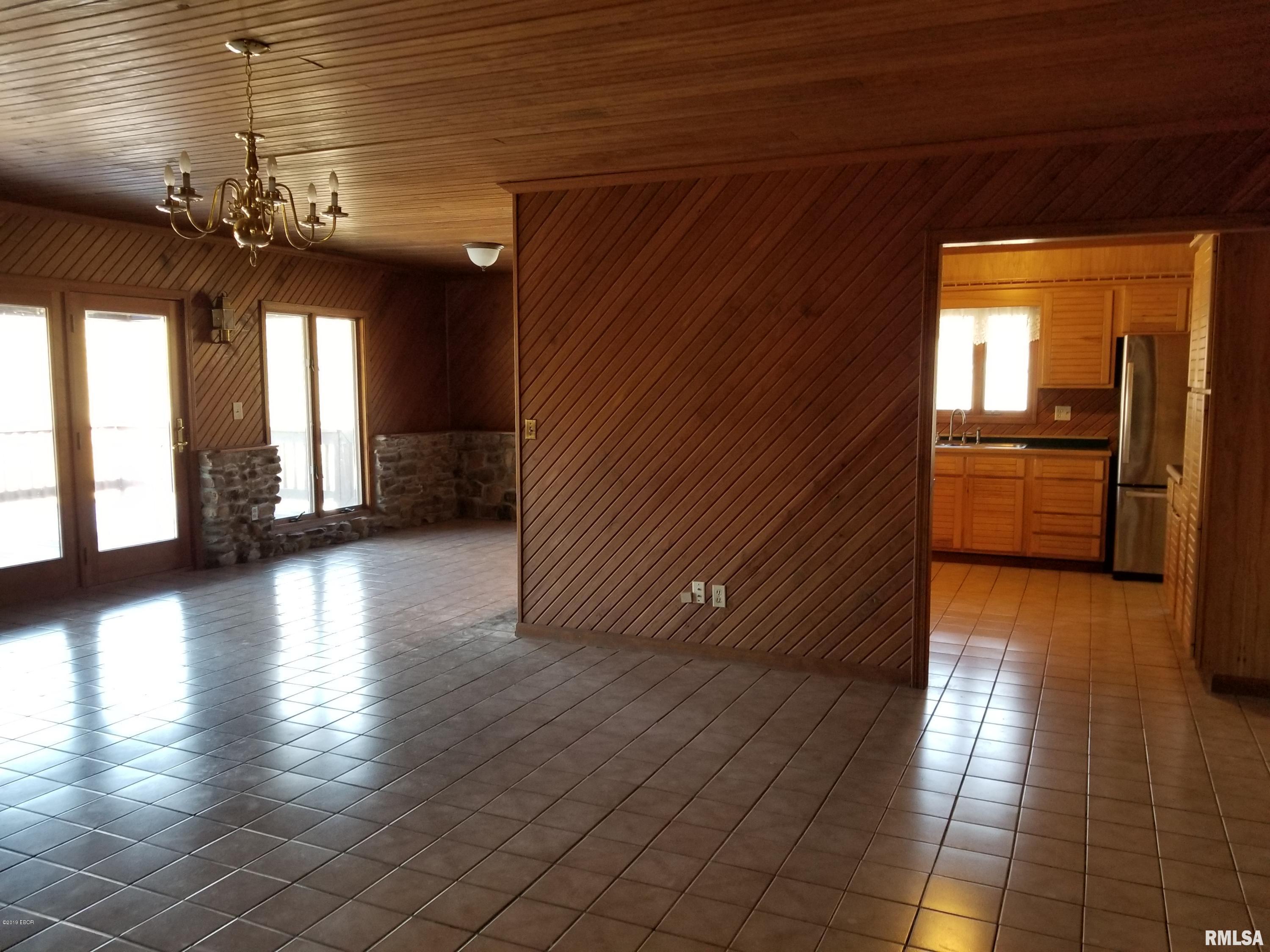 2553 Orchard Hill Road Murphysboro, IL 62966 - Photo 7 of 26 Gallery Image 7