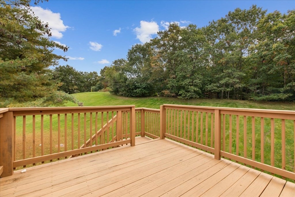 152 Shaw Farm Road, Unit 152 Canton, MA 02021 - Photo 7 of 36 Gallery Image 7