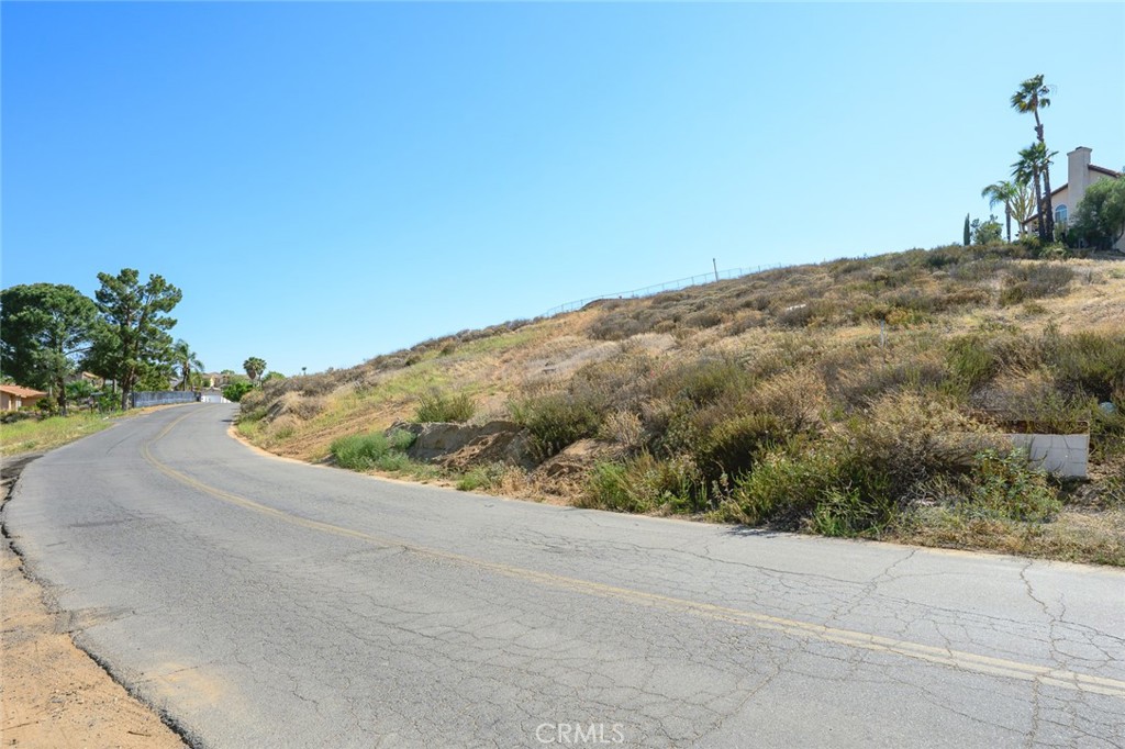 16527 Canyon Ridge Drive Riverside, CA 92503 - Photo 1 of 13