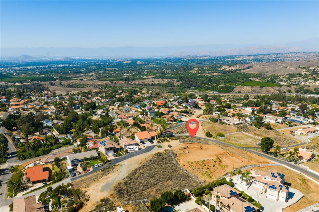 16527 Canyon Ridge Drive Riverside, CA 92503 - Photo 7 of 13
