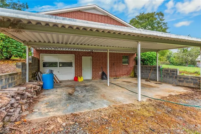 $399,900 | 752 Joe Layne Mill Road, Elkin, NC 28621