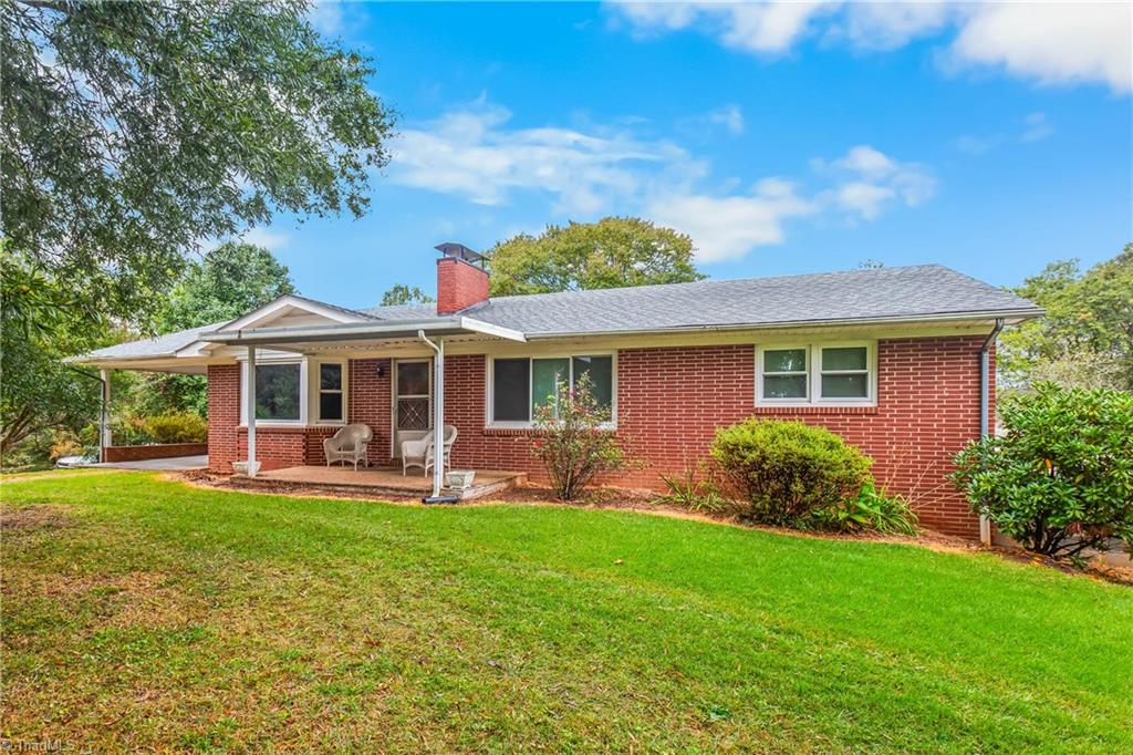 752 Joe Layne Mill Road Elkin, NC 28621 - Photo 6 of 42