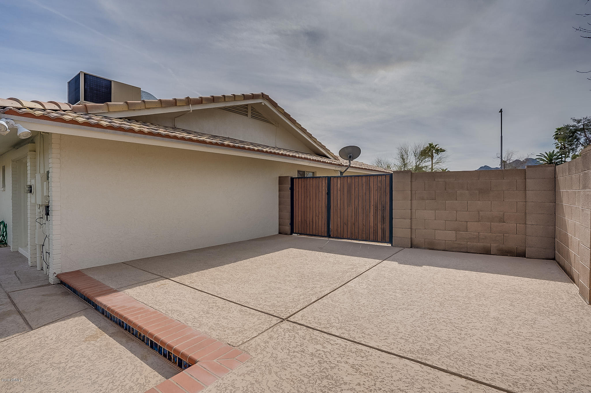 2872 East Cochise Road Phoenix, AZ 85028 - Photo 13 of 33 2nd RV Gate