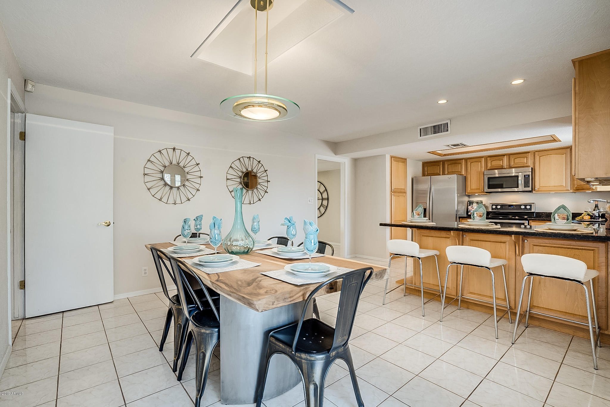 2872 East Cochise Road Phoenix, AZ 85028 - Photo 15 of 33 Dining