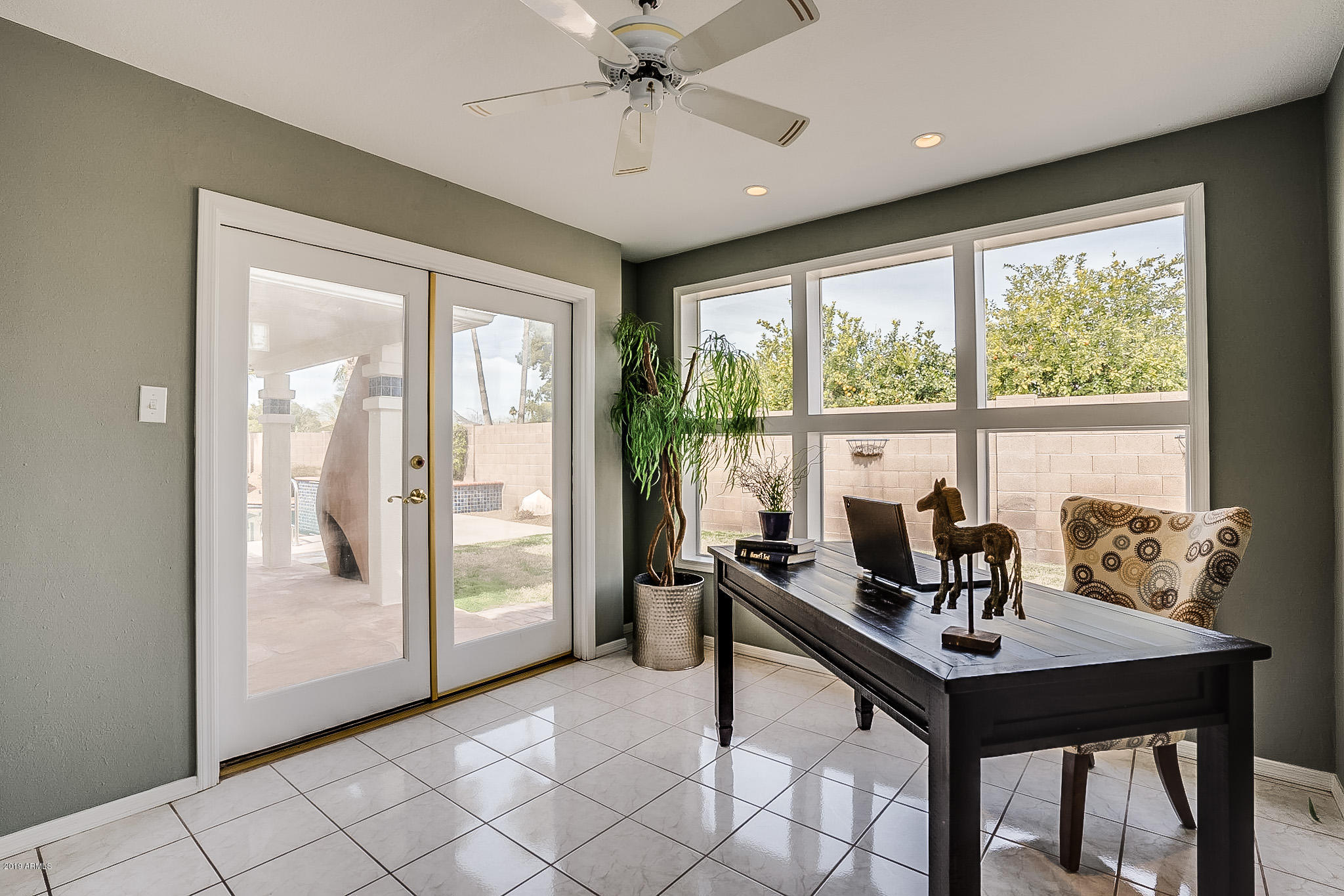 2872 East Cochise Road Phoenix, AZ 85028 - Photo 7 of 33 Office w/patio access