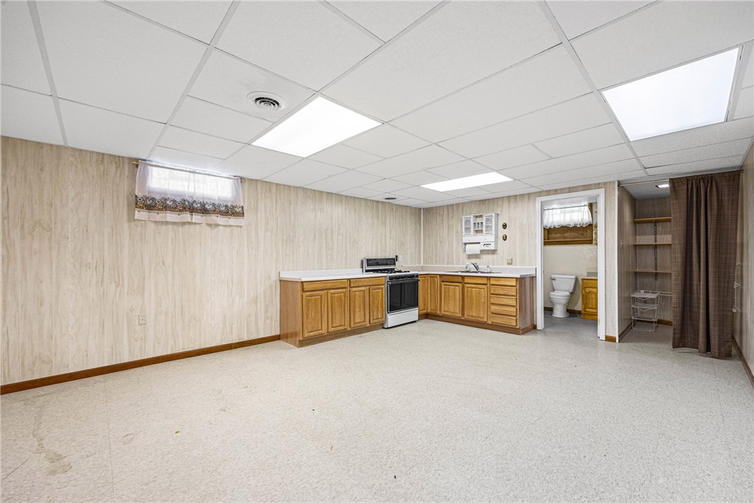 750 Close Circle Webster, NY 14580 - Photo 32 of 50