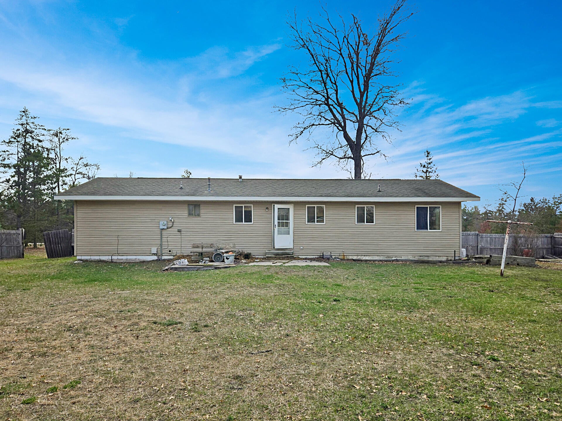 94 North Wilcox Bridge Road Grayling, MI 49738 - Photo 2 of 16 Back of House