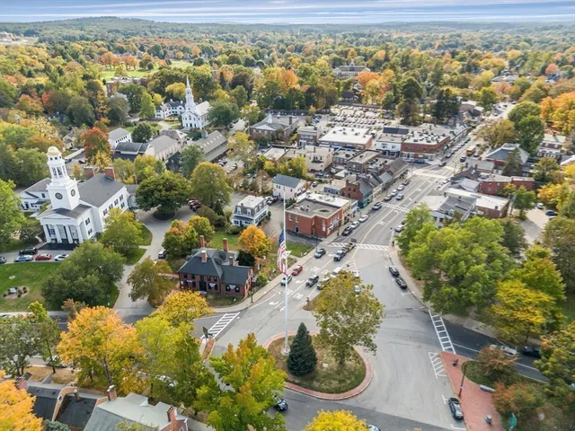 $979,000 | 38-40 Court Lane, Concord, MA 01742