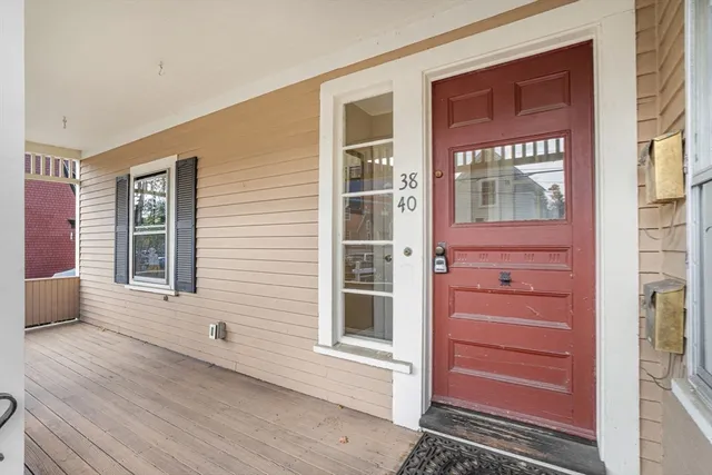 $979,000 | 38-40 Court Lane, Concord, MA 01742