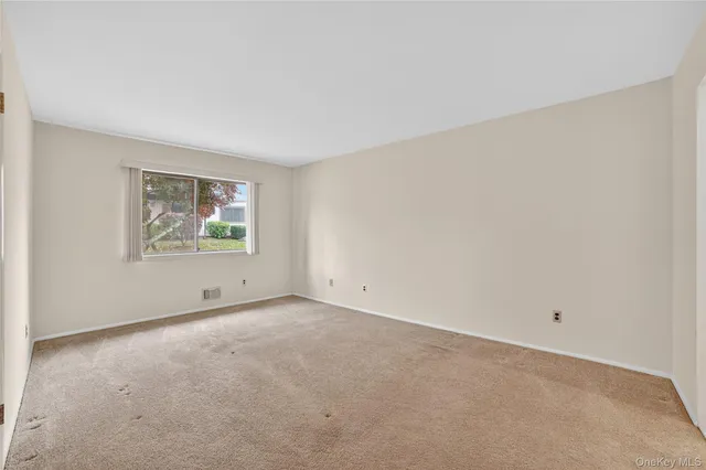 $389,000 | 117 Village Road, Unit D, Yorktown Heights, NY 10598