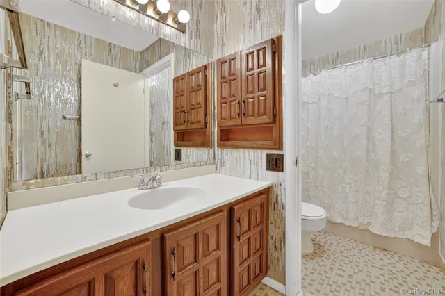 $389,000 | 117 Village Road, Unit D, Yorktown Heights, NY 10598