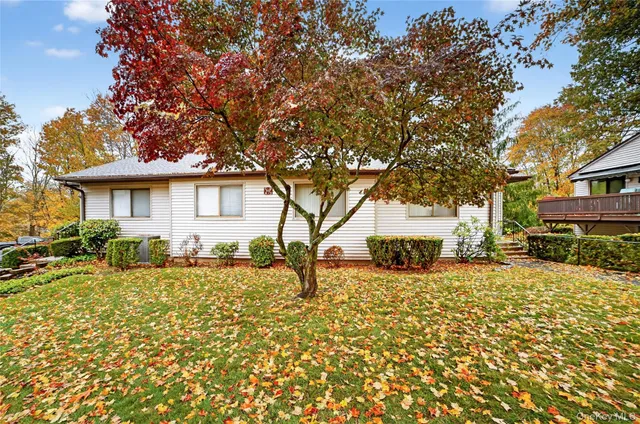 $389,000 | 117 Village Road, Unit D, Yorktown Heights, NY 10598