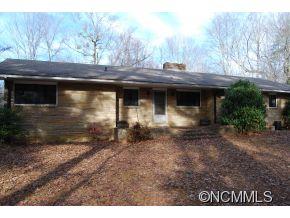 126 Lytle Cove Road Swannanoa, NC 28778 - Photo 3 of 8 Gallery Image 3