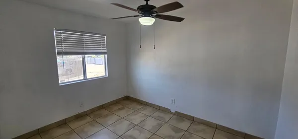 $975 | 1551 East Christy Drive, Unit 4, Phoenix, AZ 85020