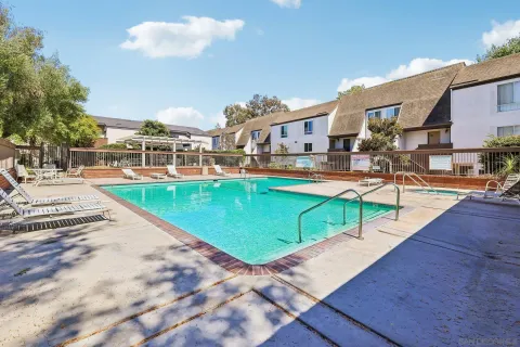 $369,900 | 8015 Caminito De Pizza, Unit E, San Diego, CA 92108