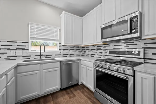 $2,395 | 14603 Sanour Drive, Houston, TX 77095
