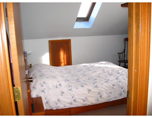 106 Gray Street Amherst, MA 01002 - Photo 11 of 13 Gallery Image 11