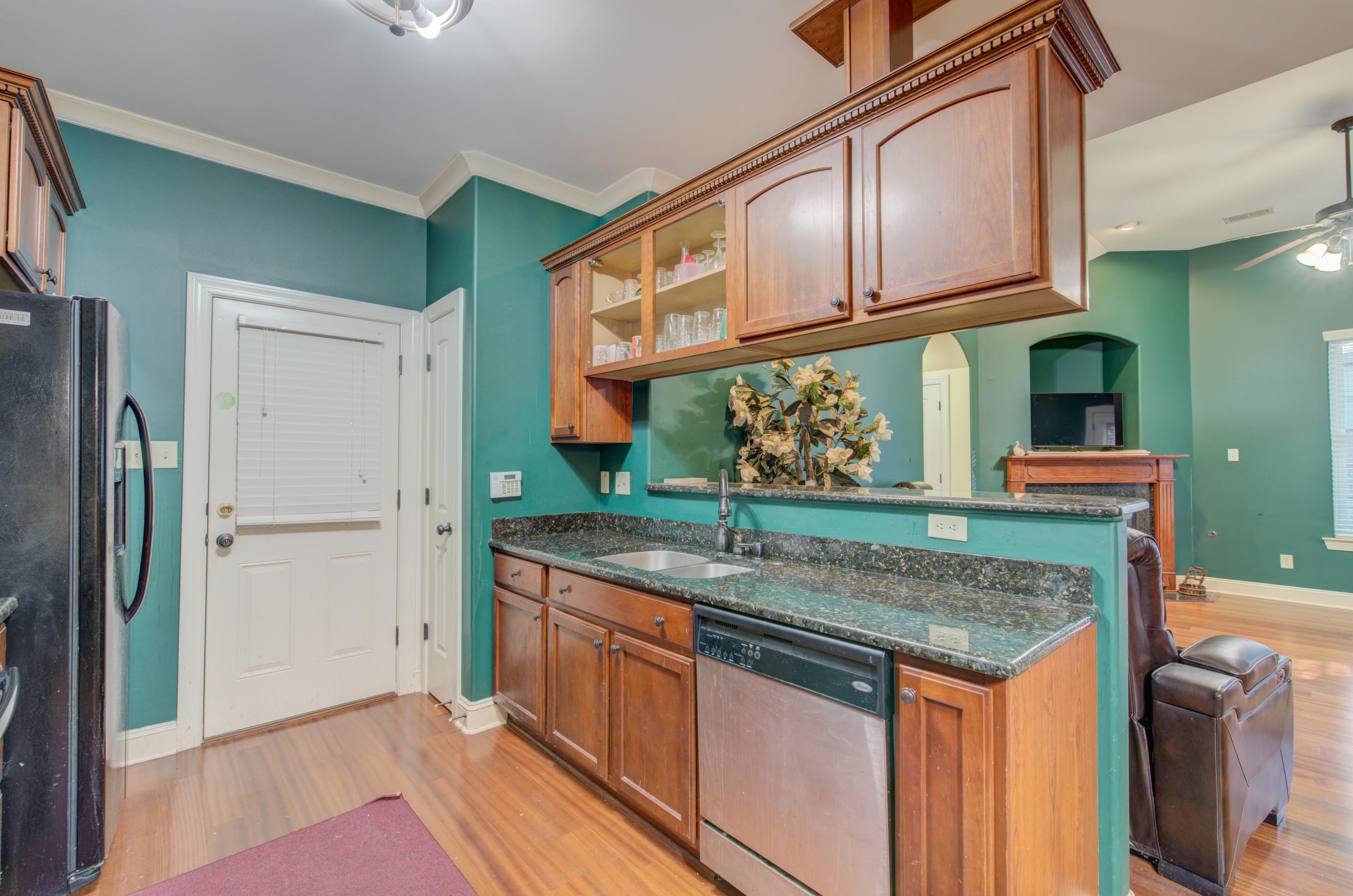 1447 Lagrange Crest Road Cordova, TN 38018 - Photo 9 of 25 Gallery Image 9
