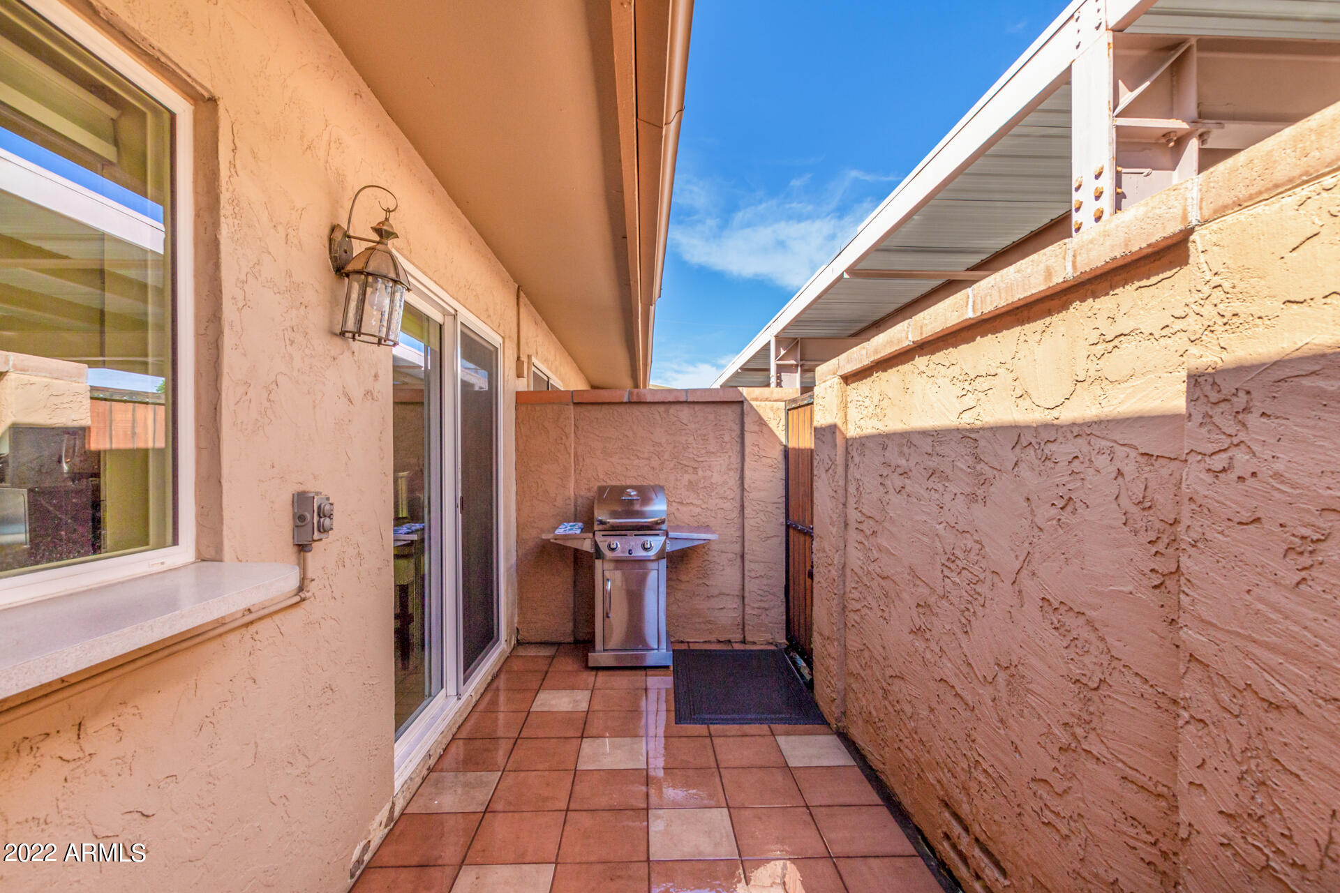 1320 East Bethany Home Road, Unit 50 Phoenix, AZ 85014 - Photo 23 of 33 Patio
