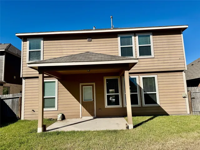 $2,350 | 2215 Hidden Embers Path, Fresno, TX 77545