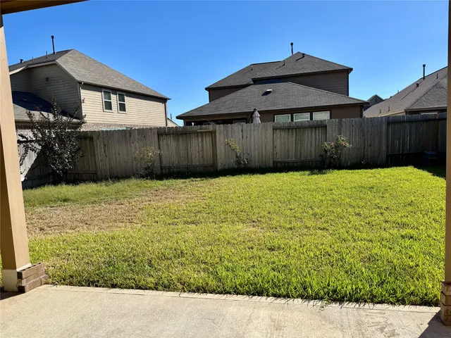 $2,350 | 2215 Hidden Embers Path, Fresno, TX 77545