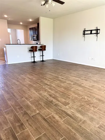 $2,350 | 2215 Hidden Embers Path, Fresno, TX 77545