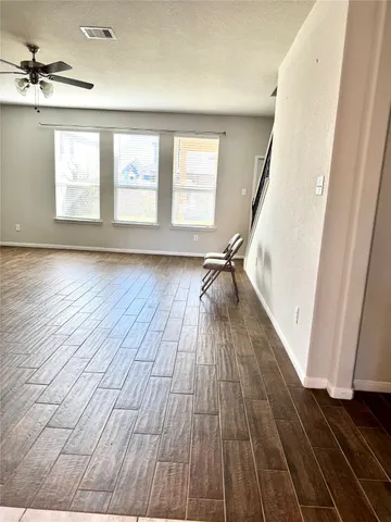 $2,350 | 2215 Hidden Embers Path, Fresno, TX 77545