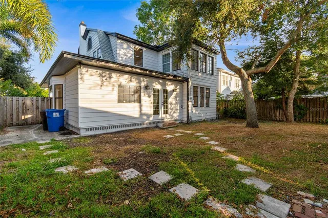 $4,500 | 2302 12th Street North, St. Petersburg, FL 33704