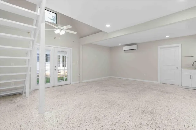 $4,500 | 2302 12th Street North, St. Petersburg, FL 33704