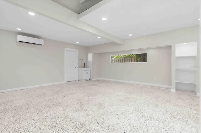 $4,500 | 2302 12th Street North, St. Petersburg, FL 33704