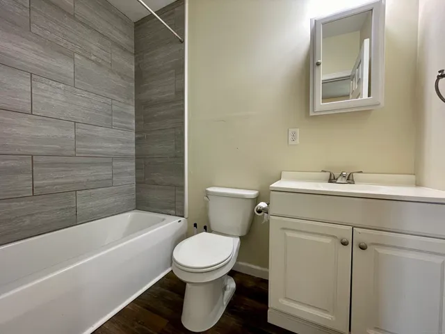 $1,450 | 14 Dwight Street, Unit 1B, Bristol, CT 06010