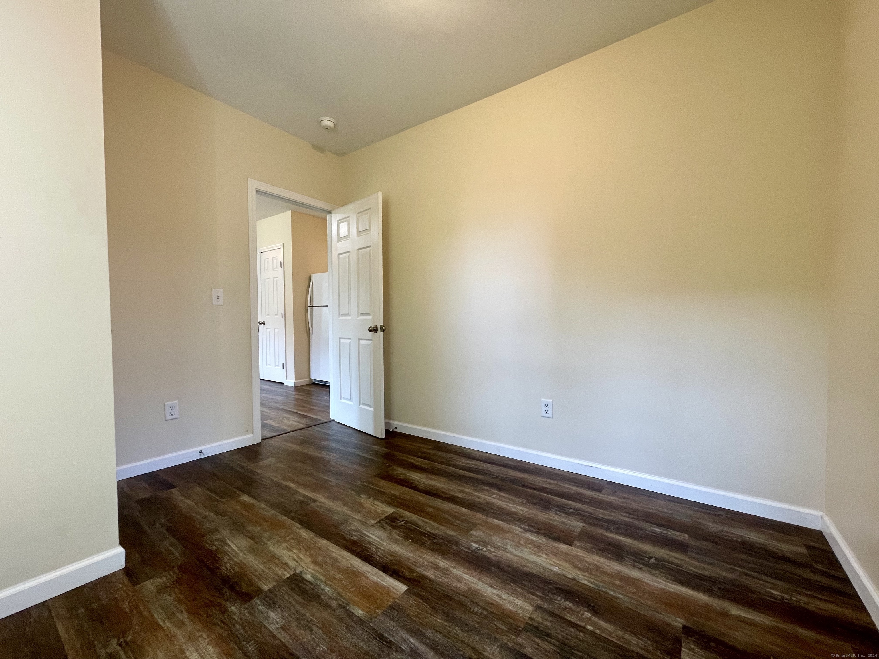 14 Dwight Street, Unit 1B Bristol, CT 06010 - Photo 10 of 12