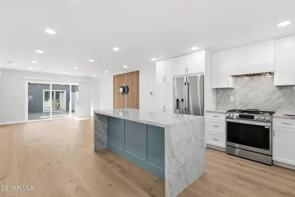 $665,000 | 102 West Alta Green, Port Hueneme, CA 93041