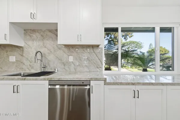 $665,000 | 102 West Alta Green, Port Hueneme, CA 93041