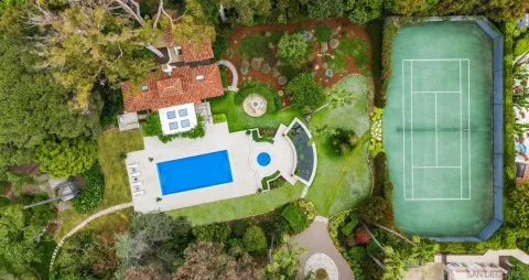 a close view of a fireplace in the room